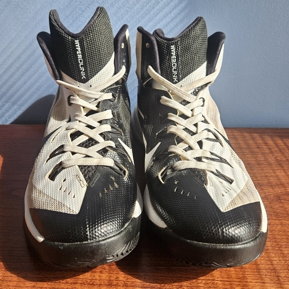 Nike Hyperdunk High Tops 2014 Size 8 - Picture 3 of 8